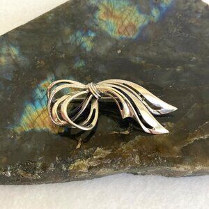 Vintage BEAU Sterling Silver 925 Ribbon Bow Brooch Pin Vintage Brooch